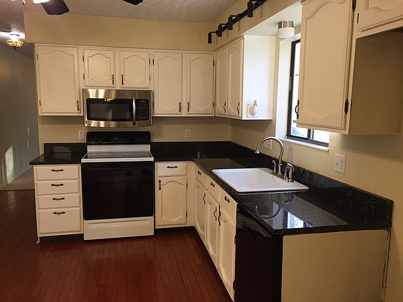 3rd image of 6103 Donna Jay Dr