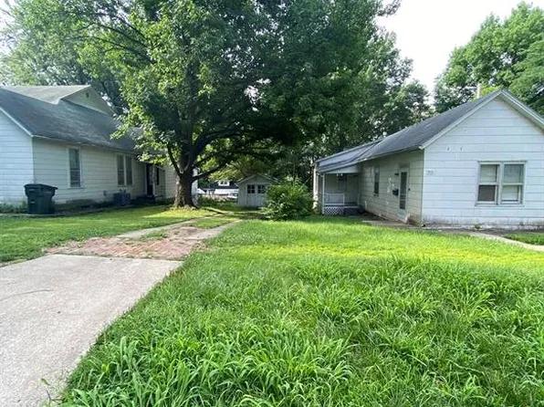 1025 Kickapoo St, Leavenworth, KS 66048