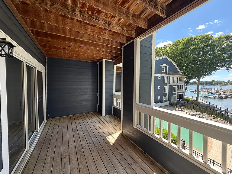 726 Southwest Dr — Photo 21