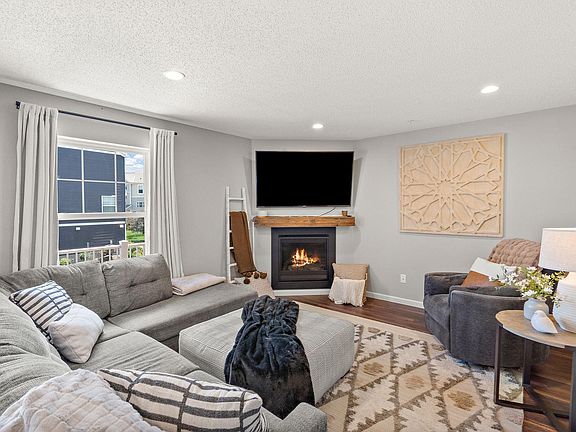 5th image of 14609 Rhinestone St NW