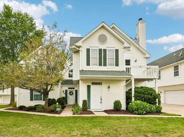 23 Vista Cir, North Olmsted, OH 44070
