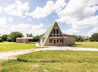 124 Greenhill Cir, Nocona, TX 76255