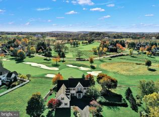 672 Goose Neck Dr, Lititz, PA 17543