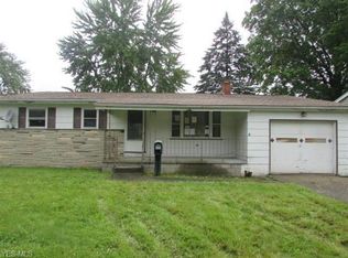 1878 Oles Ave, Poland, OH 44514
