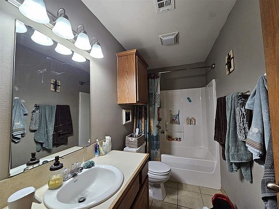 5th image of 3707 W Bristol Ave