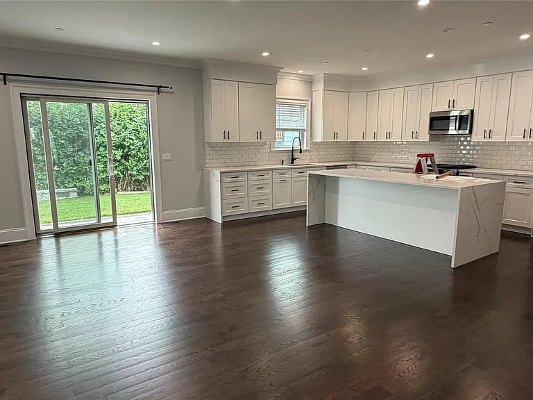 172 Lakeview Ave E #170 — Photo 16