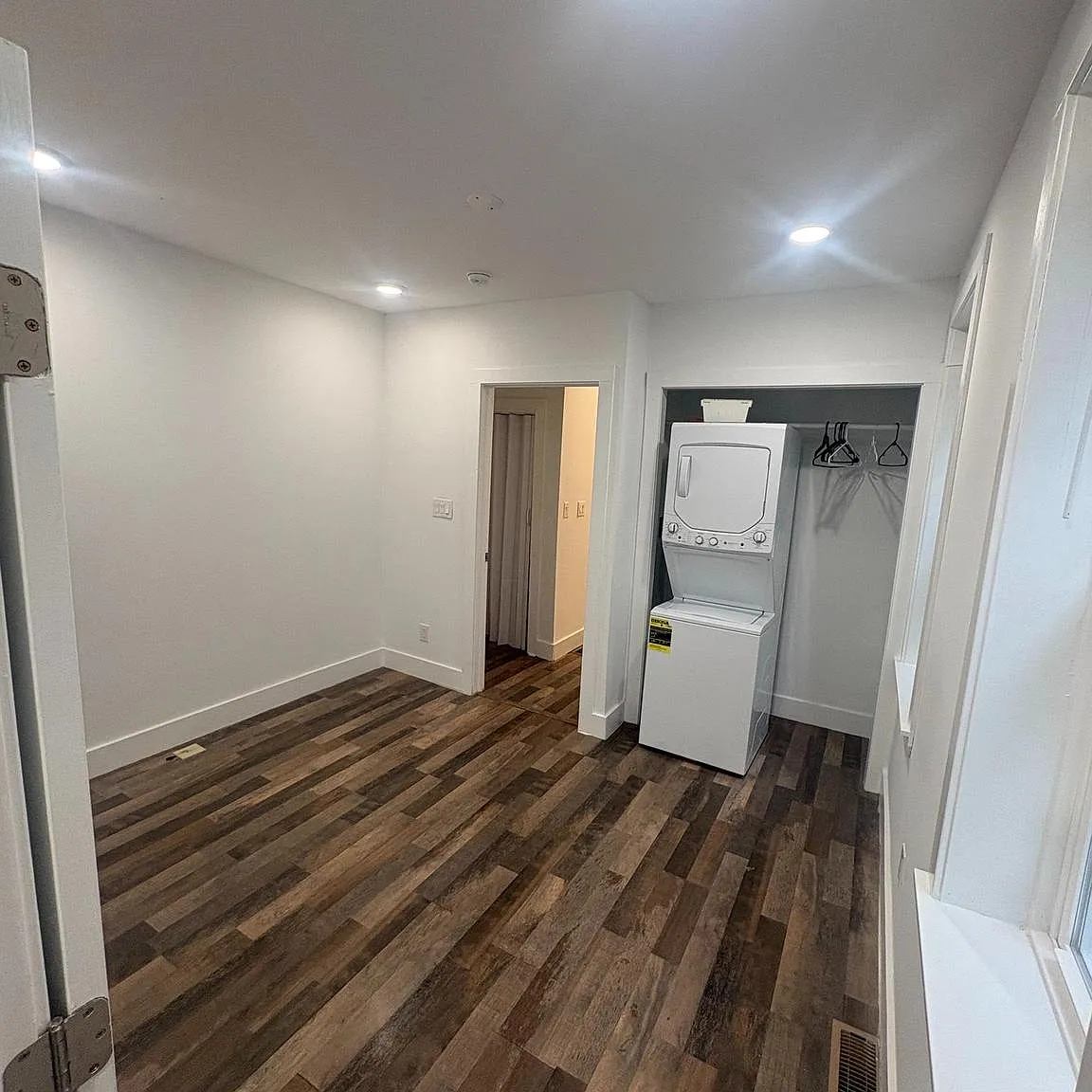 2 bed, 1608 sqft, $1,300 — Photo 4