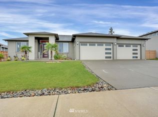 23112 70th St E, Buckley, WA 98321