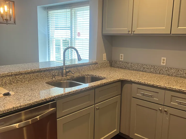 825 Edwards St #B — Photo 19