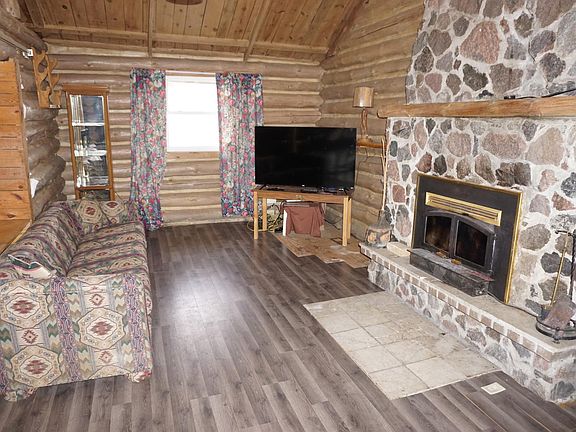 4th image of 51183 Timberwolf Trl