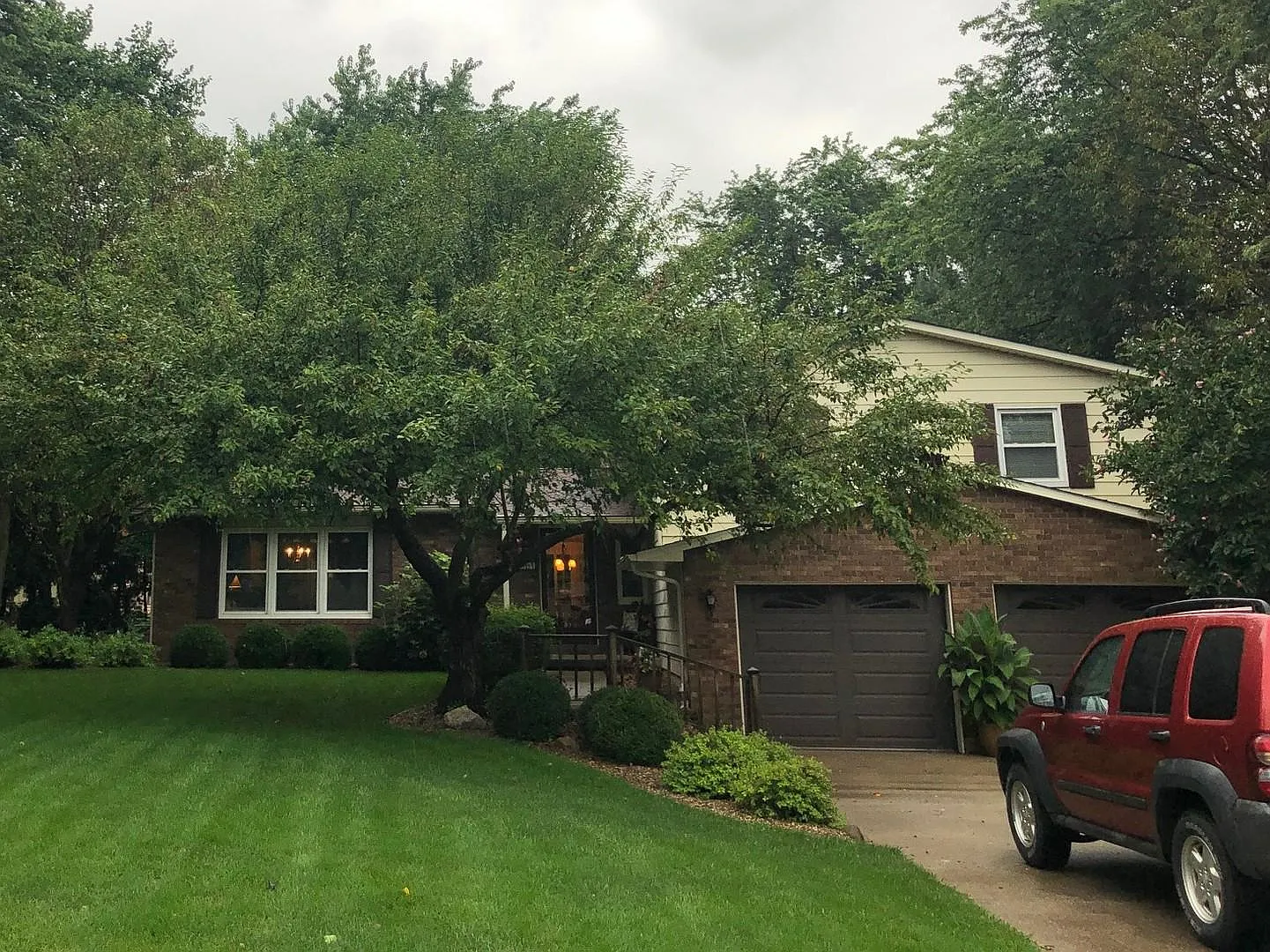 901 Fawn Dr photo 1