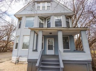 8511 Wade Park Ave, Cleveland, OH 44106