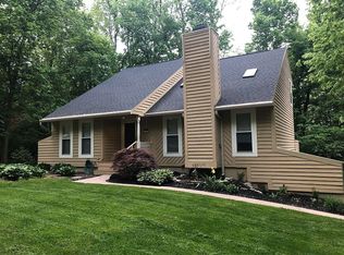 4384 Lac Lamen Dr, Dayton, OH 45458