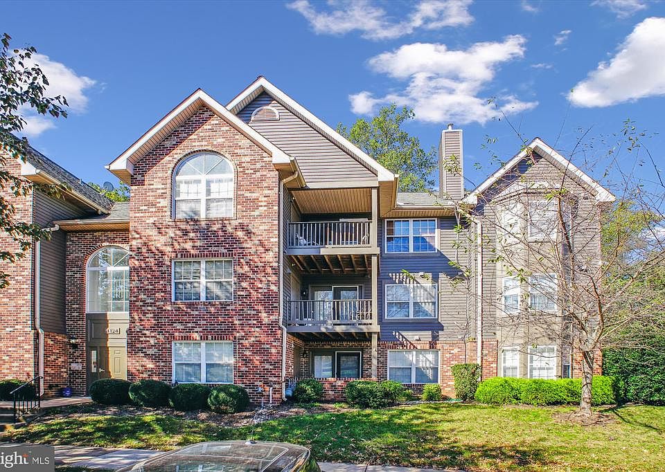 1st image of 4124 Monument Ct Unit 203