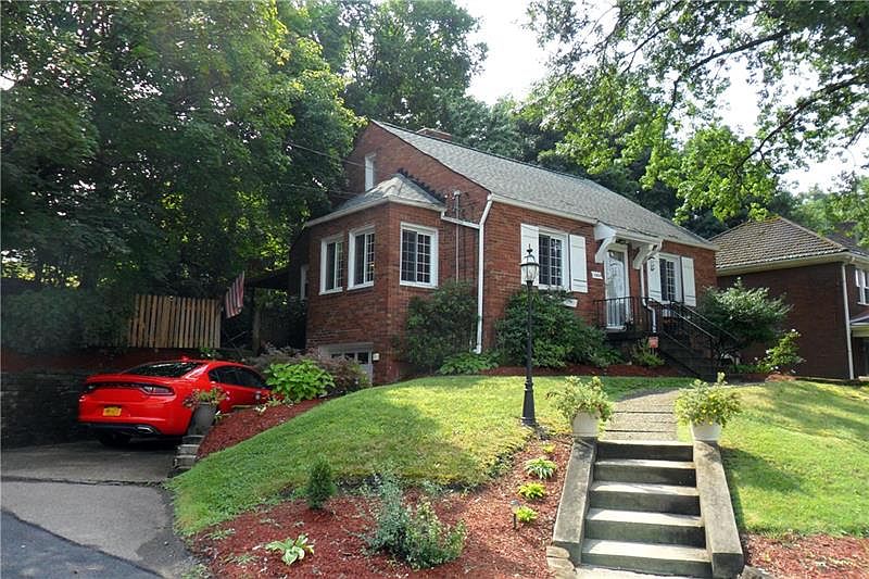 1st image of 3404 Brighton Rd