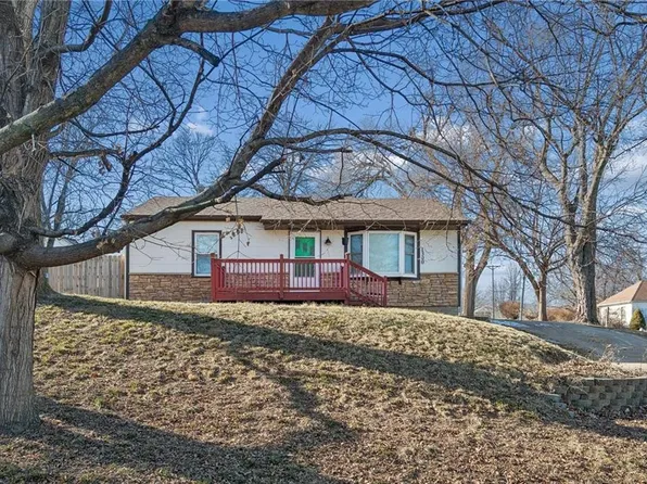 1300 Todd St, Platte City, MO 64079