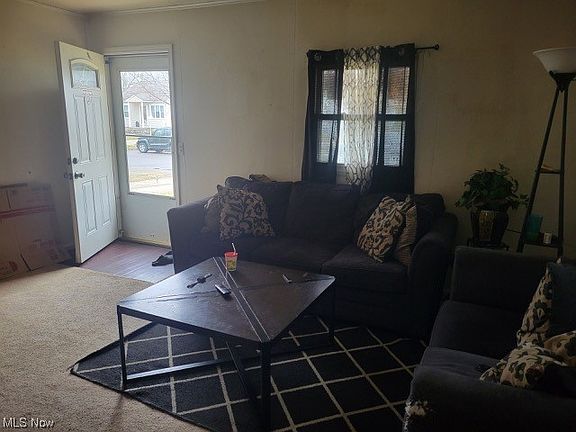 4th image of 260 Hawthorne St