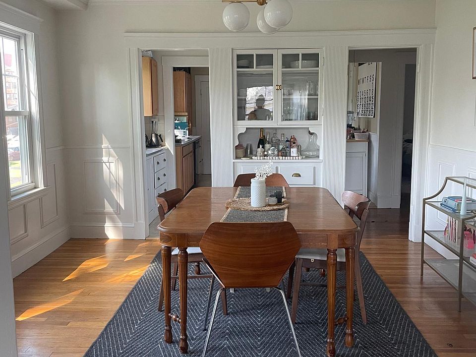 Dining Room w/ Built In & Wainscoting