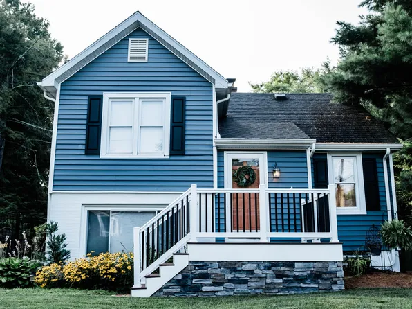 308 Kenmore St, Morgantown, WV 26505