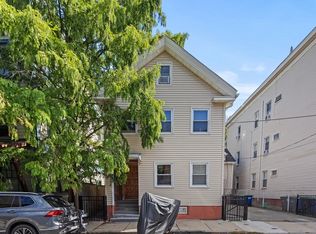 426 Norfolk St #1, Somerville, MA 02143