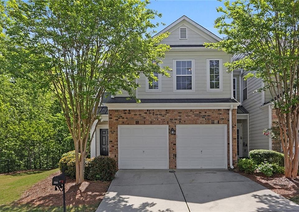 1st image of 210 Cavendar Way #12