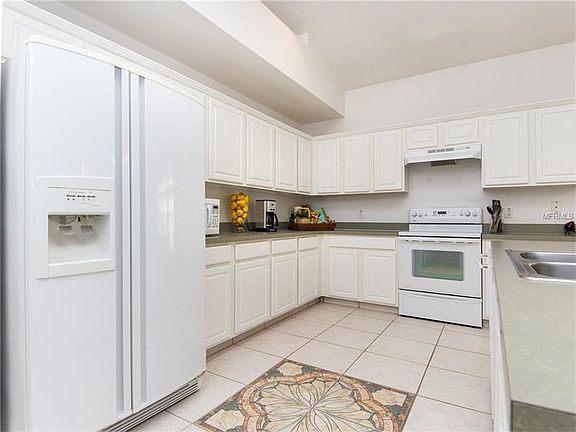 5th image of 1721 Fox Glen Ct
