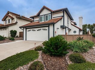 1956 Willow Ridge Dr, Vista, CA 92081