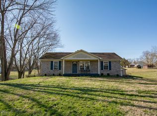 243 Springbrook Dr, Shepherdsville, KY 40165