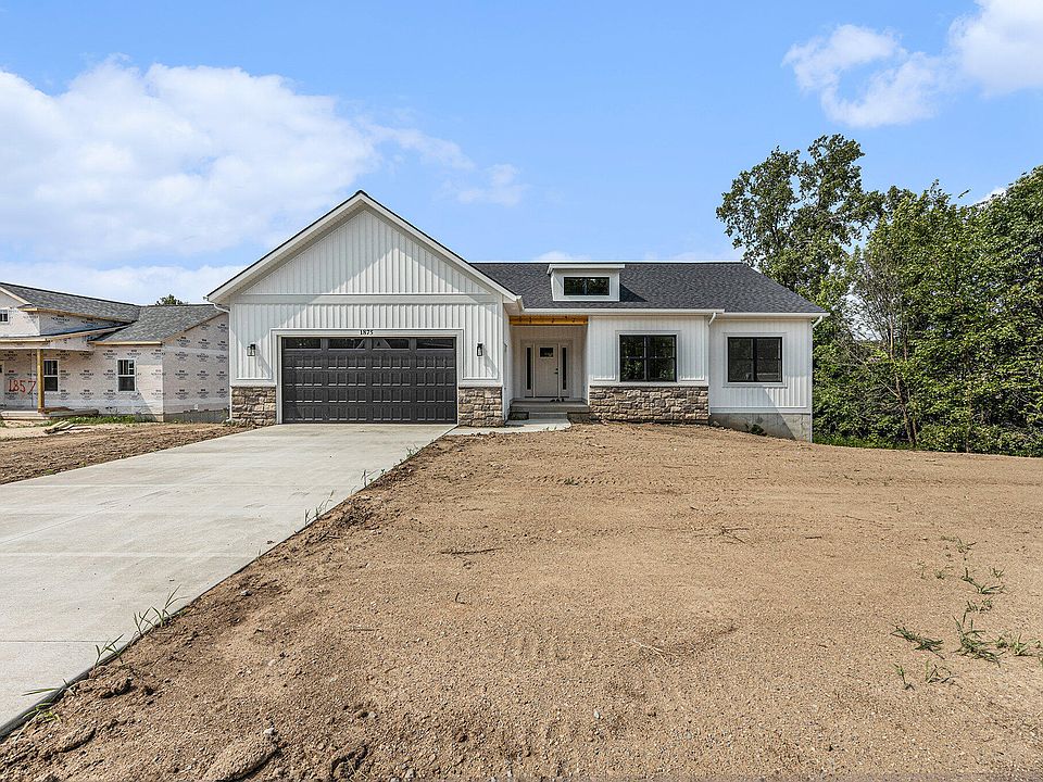 1st image of 1875 Stratford Ln NW