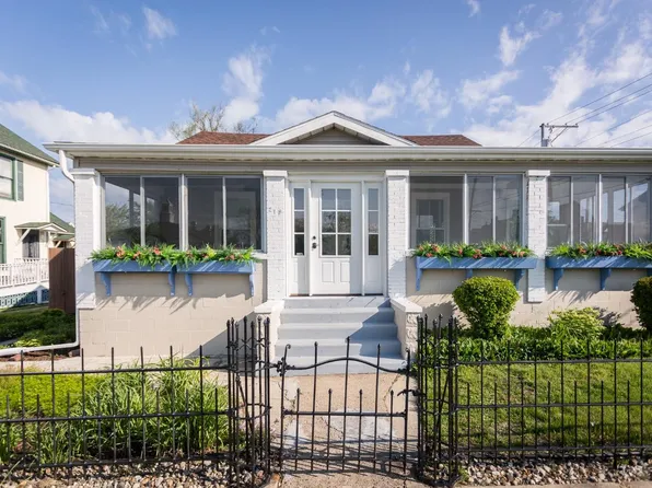 219 W 6th St, Michigan City, IN 46360