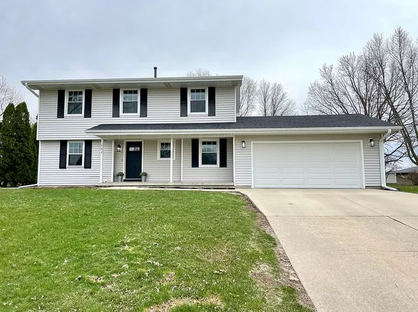106 Elizabeth Dr, Tipton, IA 52772
