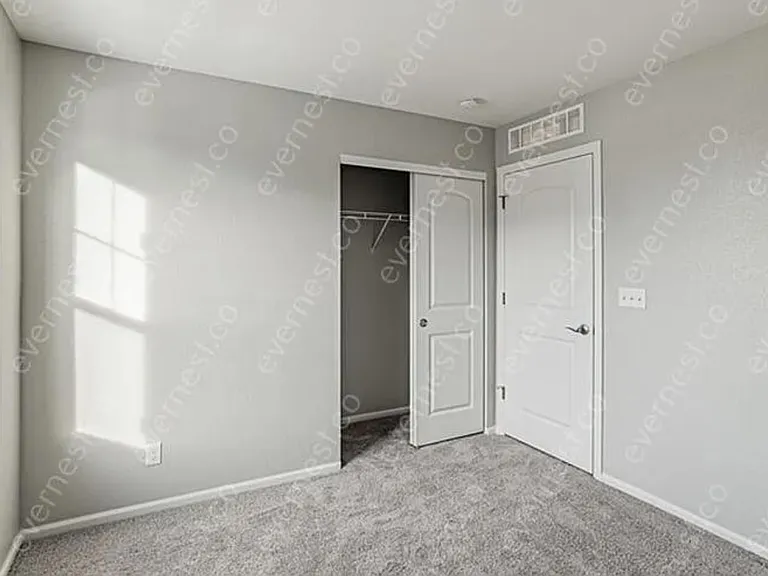 1089 Anker Dr — Photo 7