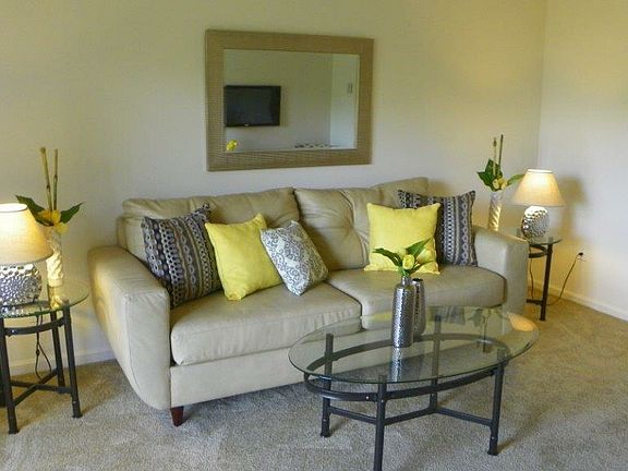 5th image of 714 Connors Dr #732B