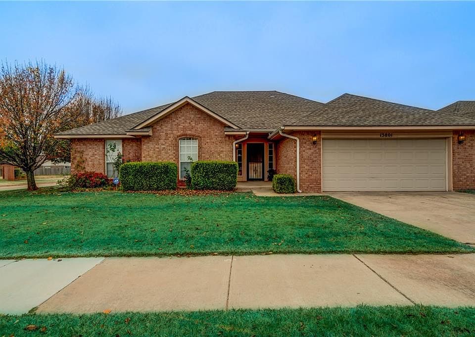 1st image of 13801 Glen Oaks Pl