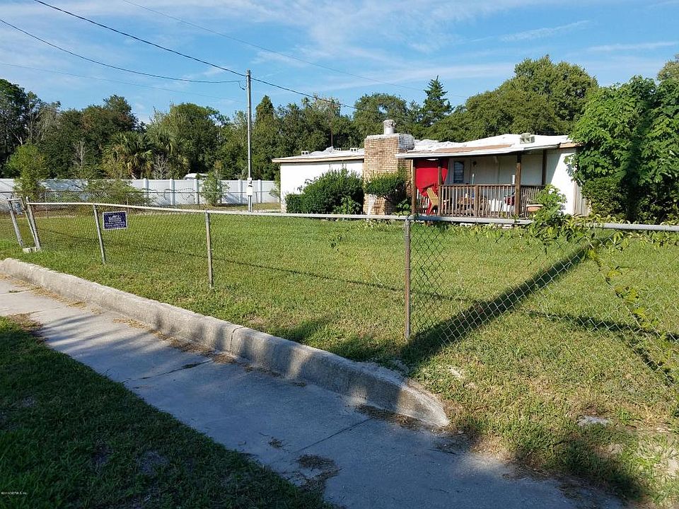 2nd image of 263 Lee Rd