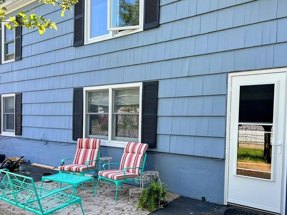 4 Yale St #2