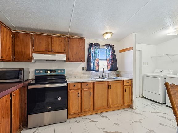 5th image of 1416 Pheasant Dr