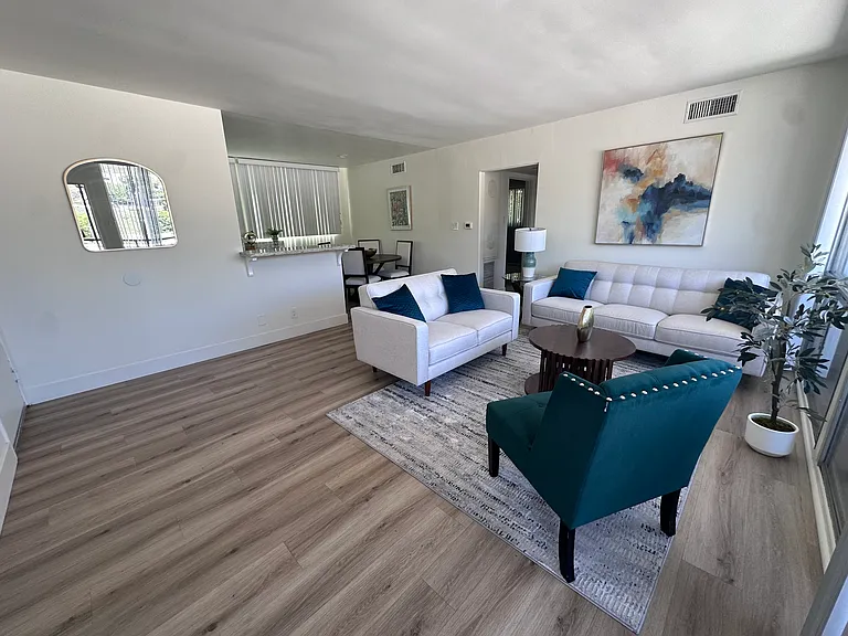 3620 Fredonia Dr #1 — Photo 2