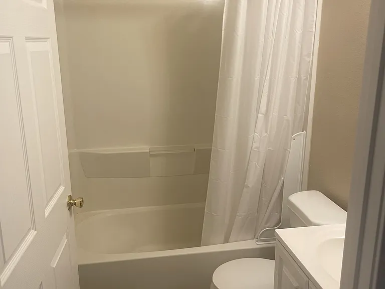 4531 Boardwalk Dr W #X-X-3 — Photo 12