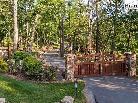 2nd image of 148 River Haven Drive