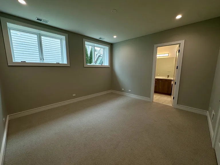 4247 N Damen Ave #1R — Photo 7