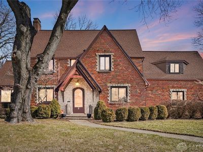 2 N Broadmoor Blvd, Springfield, OH, 45504