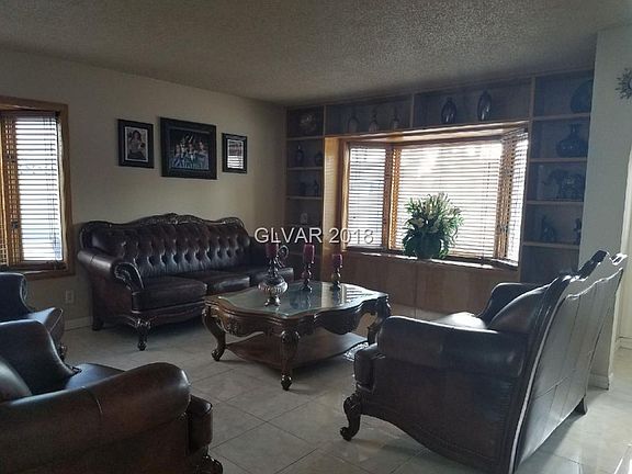 3rd image of 5554 Corral Cir