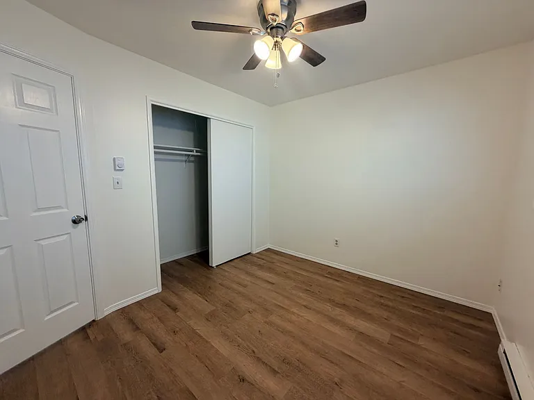 525 NE 113th Ave — Photo 11
