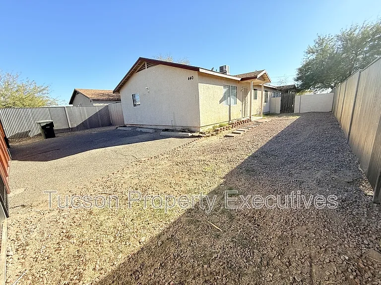 440 E 23rd St #1 — Photo 20