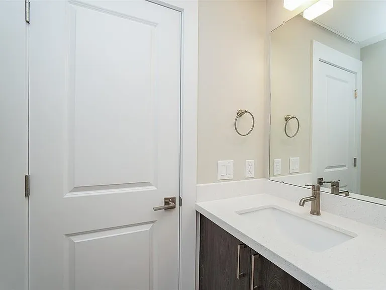 2401 Crawford St #A112 — Photo 19