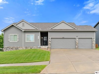19888 K St, Omaha, NE, 68135