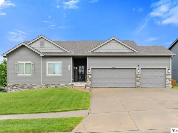 19888 K St, Omaha, NE 68135