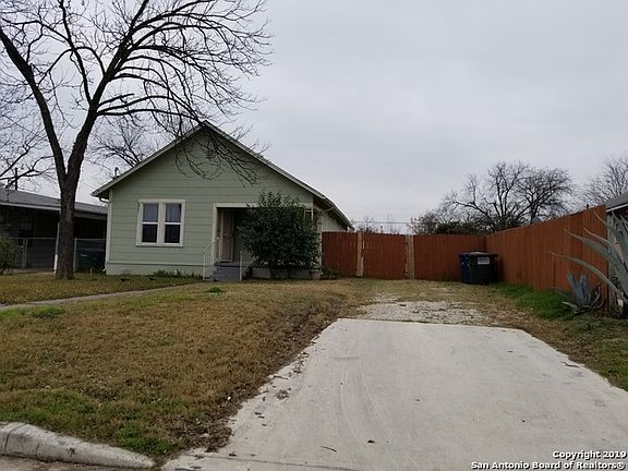 3rd image of 1536 W Laurel