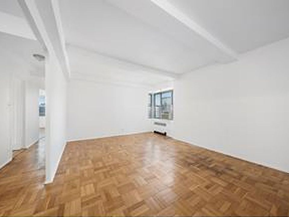 1st image of 500 Grand St Unit A11-f
